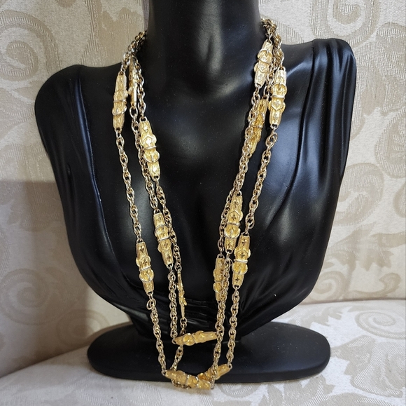 Judith Leiber 1970s Vintage Long Necklace | Rare Gold-Plated Collectible Chain - Picture 5 of 16